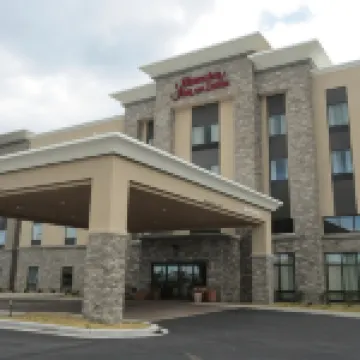 Hampton Inn and Suites Hudson