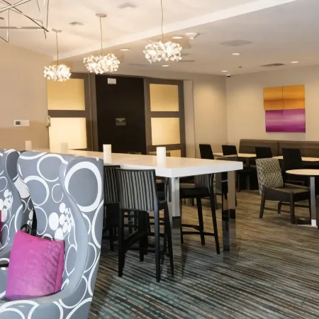 Residence Inn Lake Charles Отели в г. Приен