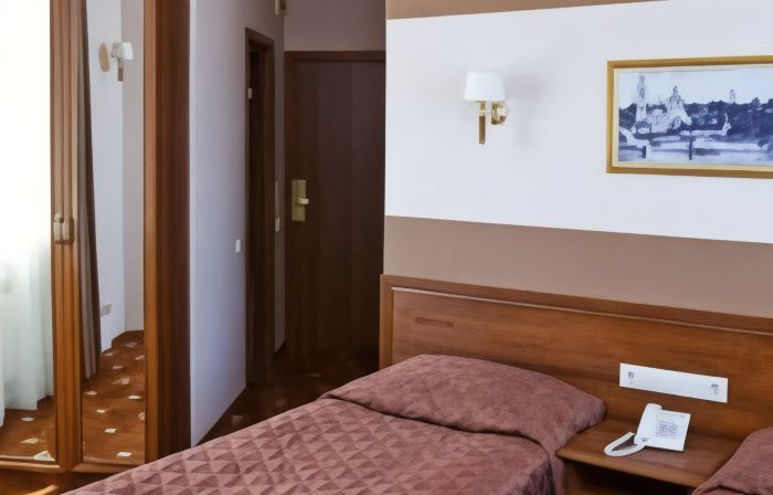 Vintazh Hotel