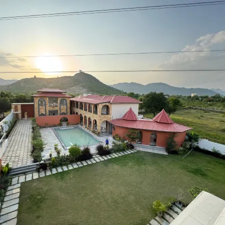 Nazaara Hills Retreat