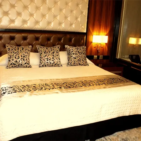 Central Park Tower Resort