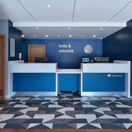 Travelodge Ipswich Central Отели в г. Ипсуич
