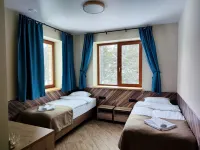 Zelenyij Bor Mini Hotel - Bãi đậu xe