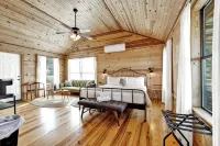 Mesquite Cabin with Hot Tub & Hill Country Views - Bintang 4