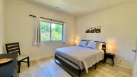 New Riverfront Retreat Home on 1 Acre - WiFi, A/C, Covered Deck and Spa