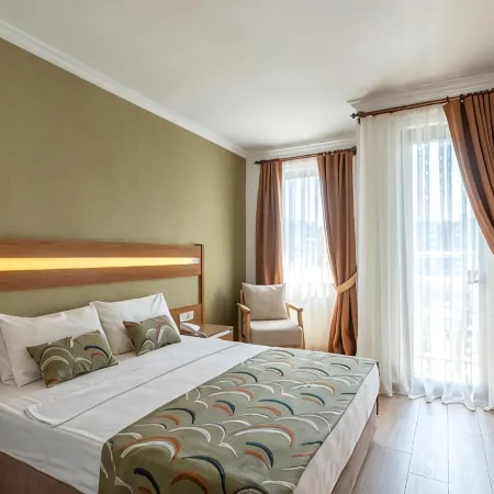 La Brisa Hotel