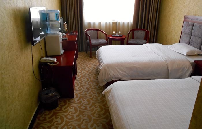 Heyang Yongshenghe Business Hotel