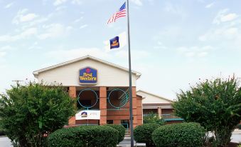 Best Western Shelbyville Inn and Suites Celebration Inn