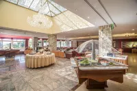 Hotel Palas - breakfast