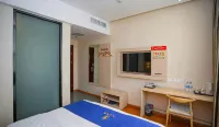 Super 8 Hotel (Turpan Grape Night Market) - 2-Star