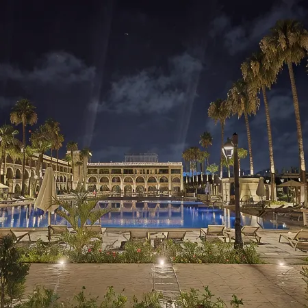 Helnan Antoniades Palace Hotel Отели рядом с достопримечательностью «Библиотека Александрина»