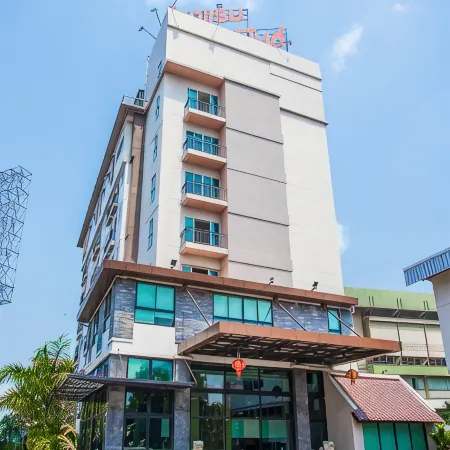 Bonito Chinos Hotel