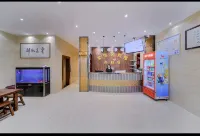 Yongcheng Jinghuayuan Business Hotel