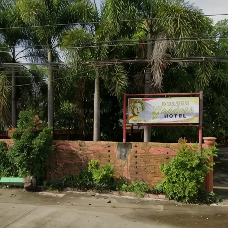 Golden Goddess Hotel Malasiqui Pangasinan by RedDoorz