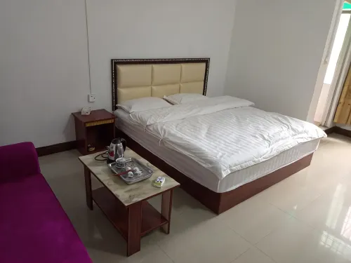 Jieyang Puning Huadu Accommodation - 2 ดาว