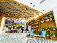 Durian Candy Select Hotel (Xinhua Hanjincheng Branch)