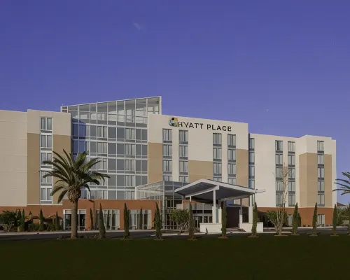 Hyatt Place Santiago/Vitacura Отели рядом с достопримечательностью «Лас-Кондес»