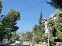 Spacious 3BR Apt w/ Large Balcony|Near Metro & ACS Hotels in Chalandri
