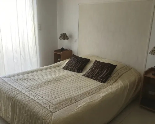 Apartment in a haven of peace 10 mm from the Mediterranean Sea. Hotele w: Sorede