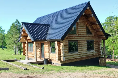 Waterfall View Cabin at White Buffalo Lodge;Family-friendly with lake access - Chalets