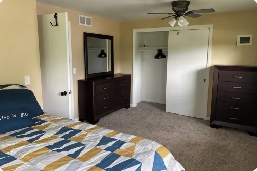Egg Harbor White House - 4 bedroom - Wi-Fi