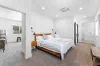 Three Primary Suites: Family and Dog Friendly - 3 ดาว