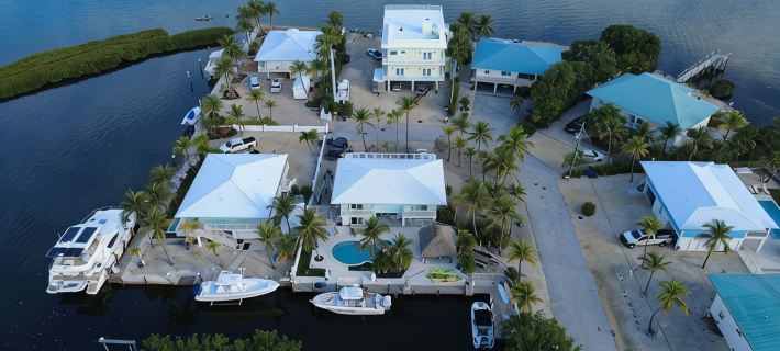 Open Water Views, 80' Dock Private Pool Ice Machine Direct Access  Open Water โรงแรมในมาราธอน