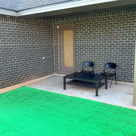 Beautiful new 3-bedroom townhome in Odessa with AC, WiFi. Enjoy your stay
