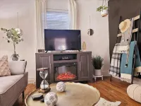 Refreshing home with WiFi, AC, fireplace in marvelous Heart of Yadkin Valley Hotels in North Knobs