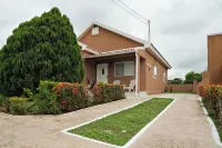 Charming 2-bedroom property, in Exclusive gated community Hotels in 