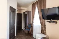 Duet Hotel - Inns