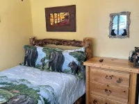 Charming Lake House Retreat with Spectacular Breathtaking Views! Hoteles en Crestline