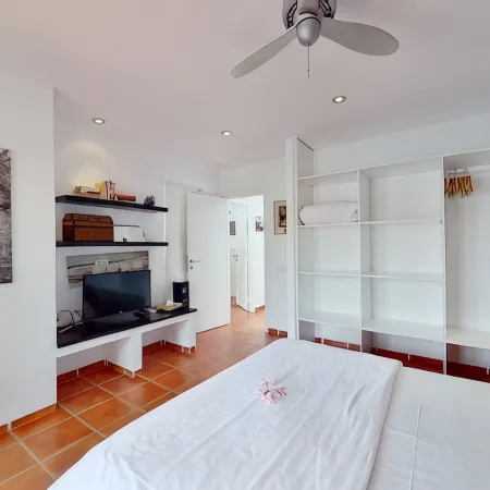 Oceanfront Villa "Mare Cubum" Panoramic Views, Extreme Location, Pool, Climate!