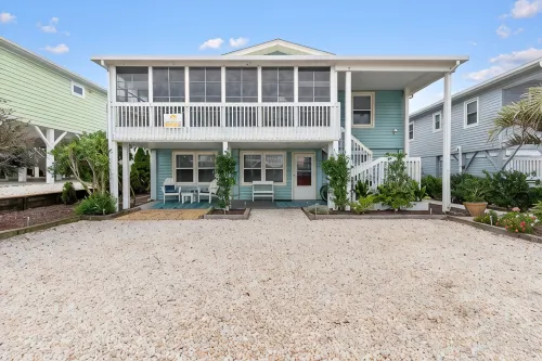 Duplex on the island of Sunset Beach!  Perfect for multifamily! - Wifi