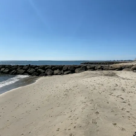 Booking Summer 2026! Walk to Private Beach!
