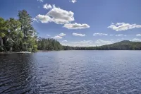 Adorable Historic Adirondack Lakefront Cottage on Long Lake - Wifi