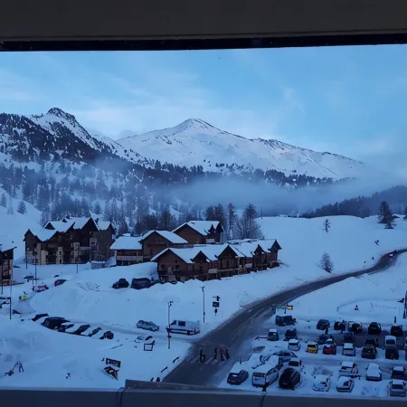 58 m2 apartment warm at the foot of the slopes with open views south