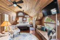 Historic Mansion in Old Town Key West with Private Pool - Sleeps 16! - Private Pools