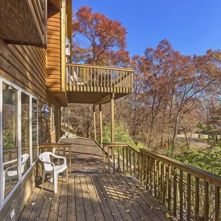 Deacon's Lodge Golf: Overlooking Pelican Lake - Breezy Point