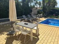 3 bed Villa with Private Pool and Gardens- sleeps 6/8. 5min stroll to village. -  case vacanza in affitto