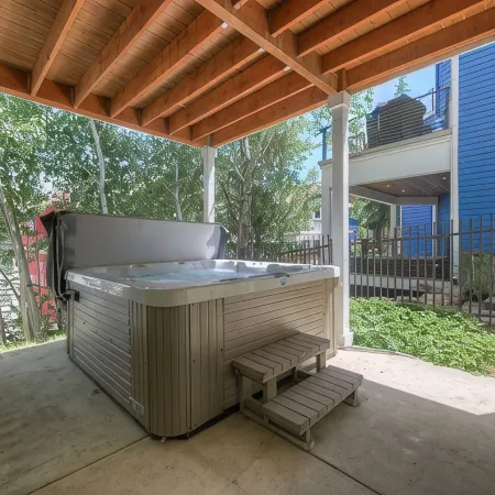 Old Town Area: Convenient, modern, clean, attractive home on Empire and 10th.