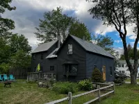 Quintessential farmhouse with hot tub, mountain views, sparkling clean