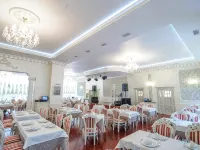 Alyaska Hotel Hotels in Noyabrsk