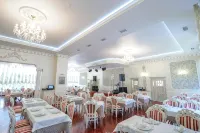 Alyaska Hotel