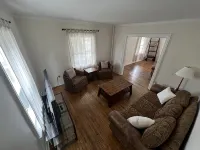 Charming 4 BD near DT Geneva - WiFi