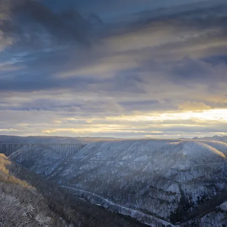 New!!!Thuja Hideaway next to NewRiverGorge. Amazing star gazing. Pet friendly!