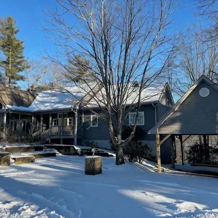 Big Sky Retreat - Incredible Mountain Views! Hike, golf, relax and unplug!