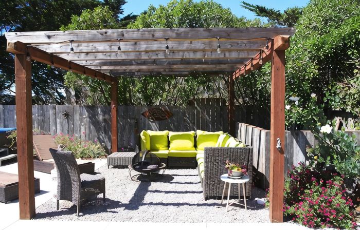 Charming modern bungalow w/ hot tub steps away from the beach
