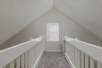 Private Backyard + Deck - Near DFW + Toyota Music - Homestays
