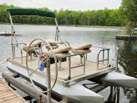 Think Spring! Book now for fishing, campfires and boating on Mystery Lake! スコットのホテル